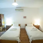 Kleo Hotel